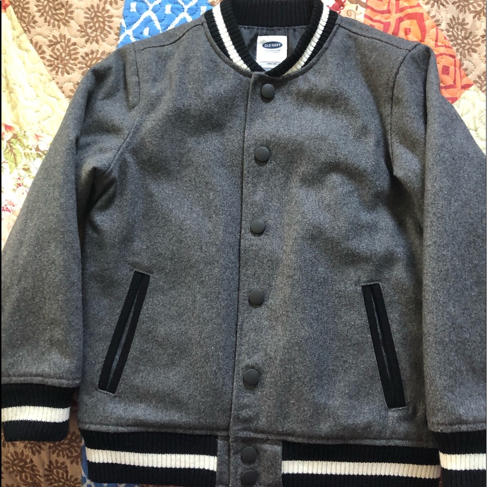 MUST HAVE BOYS BOMBER JACKET FOR THE FALL!!